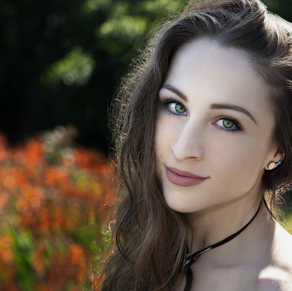 Meet your Posher, Camille